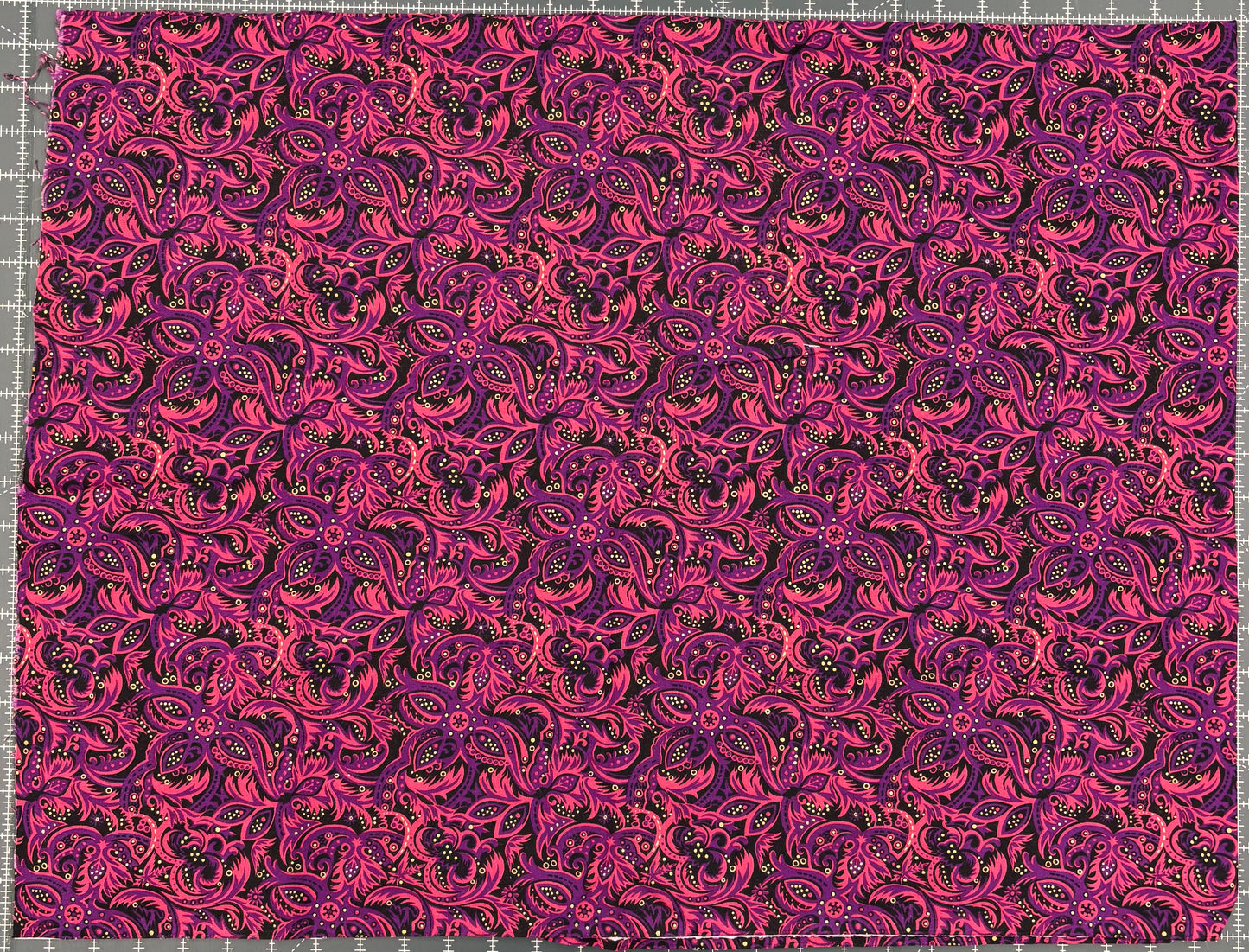 Restash #0024 - Quilting Cotton - 2.5 meters