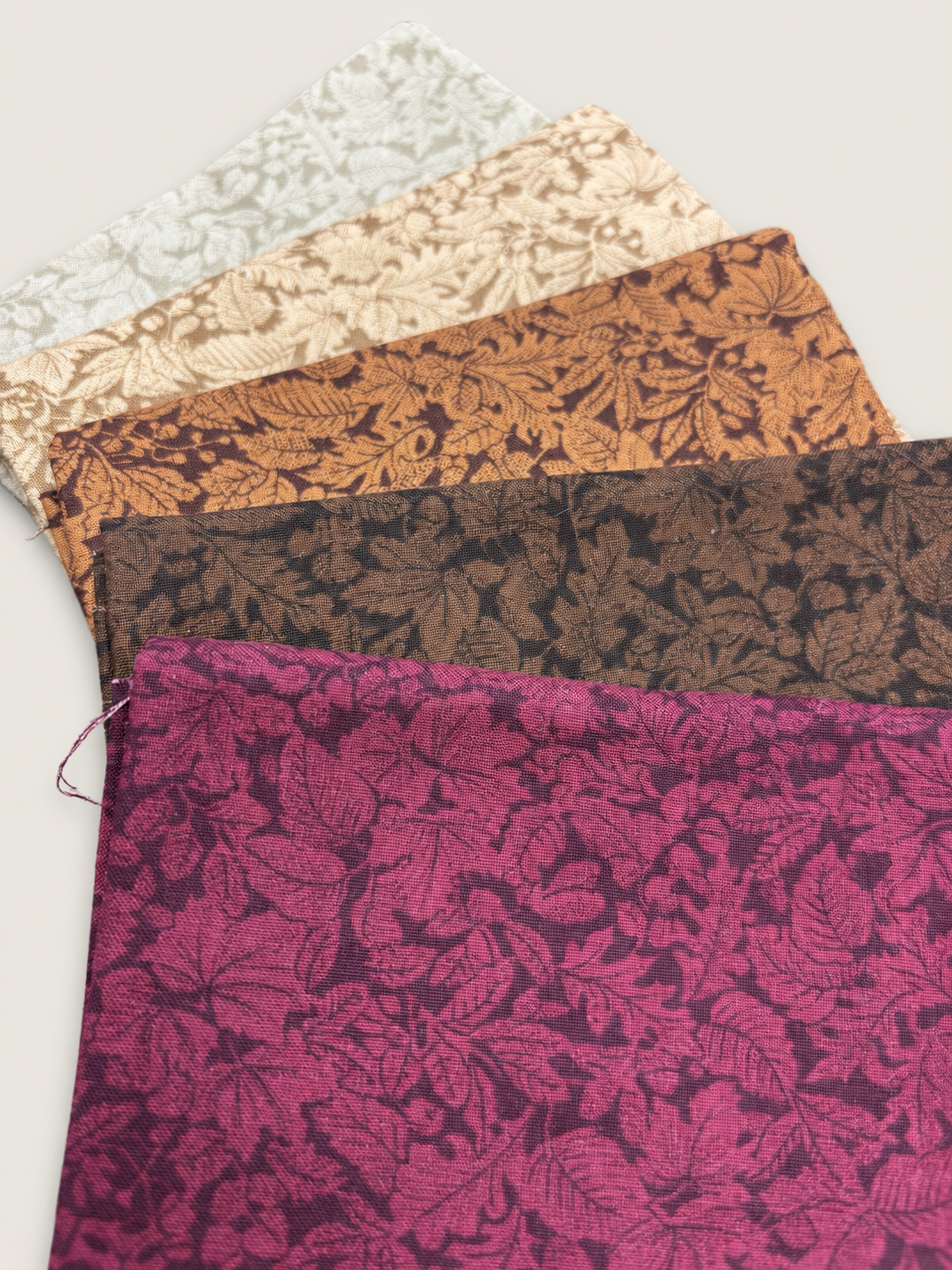 Restash #0042 - Fabric Bundle - 5 Fat Quarters