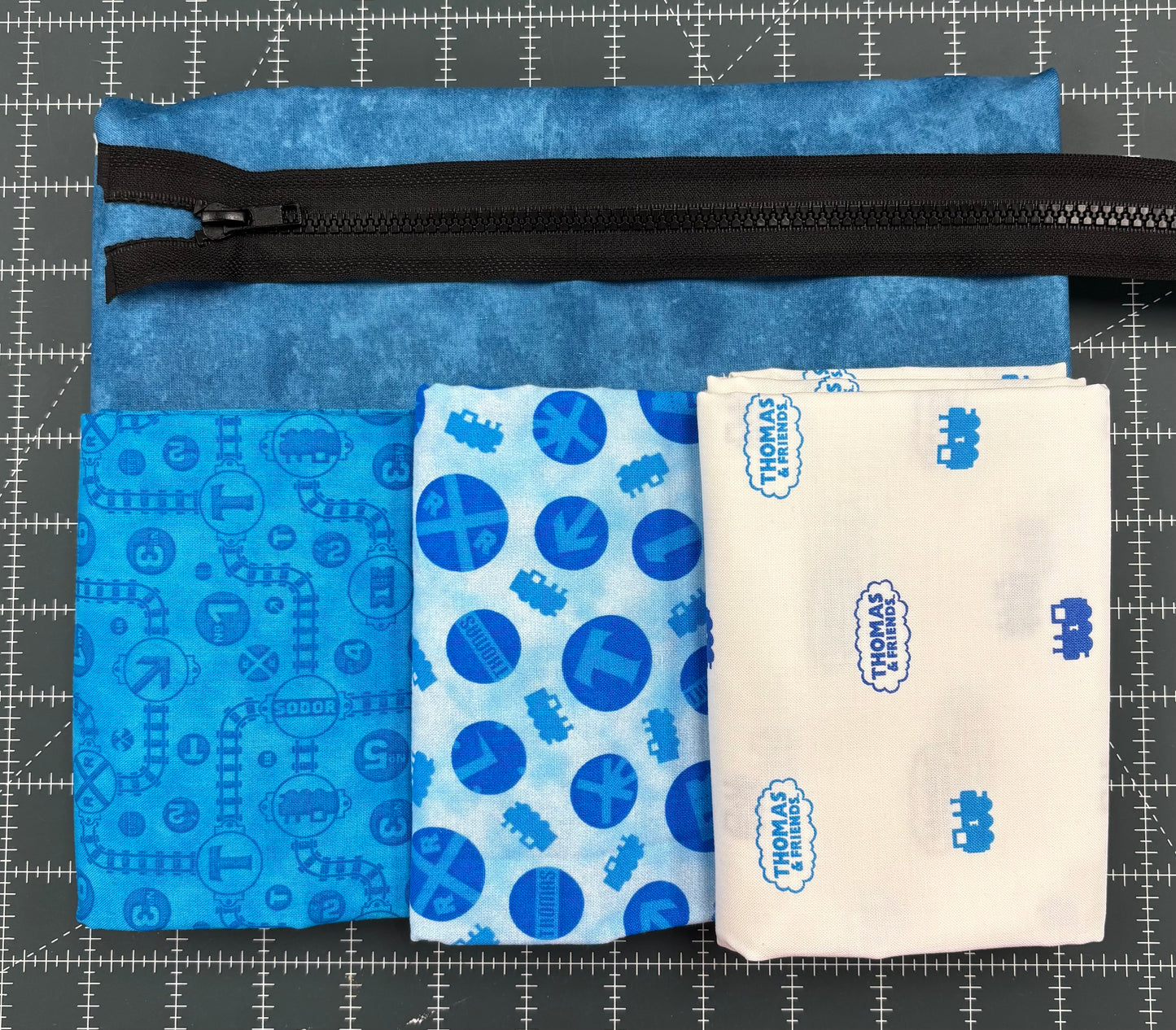 Forest Lines Sleeping Bag Kit - Thomas & Friends - Blue