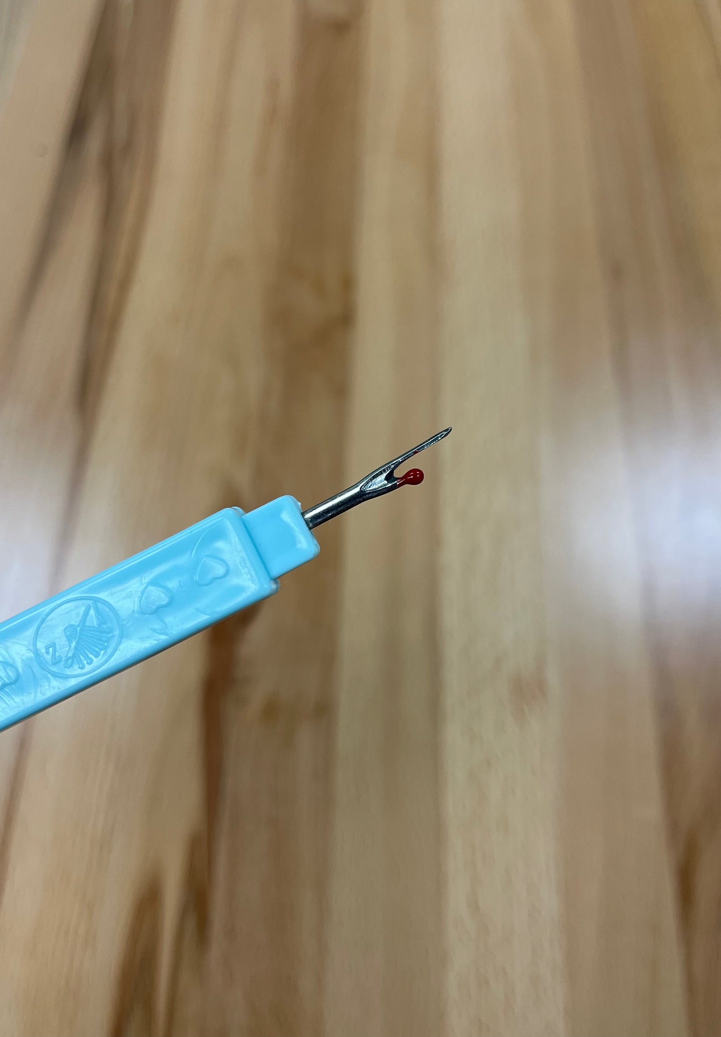 Seam Ripper and Needle Threader Combo