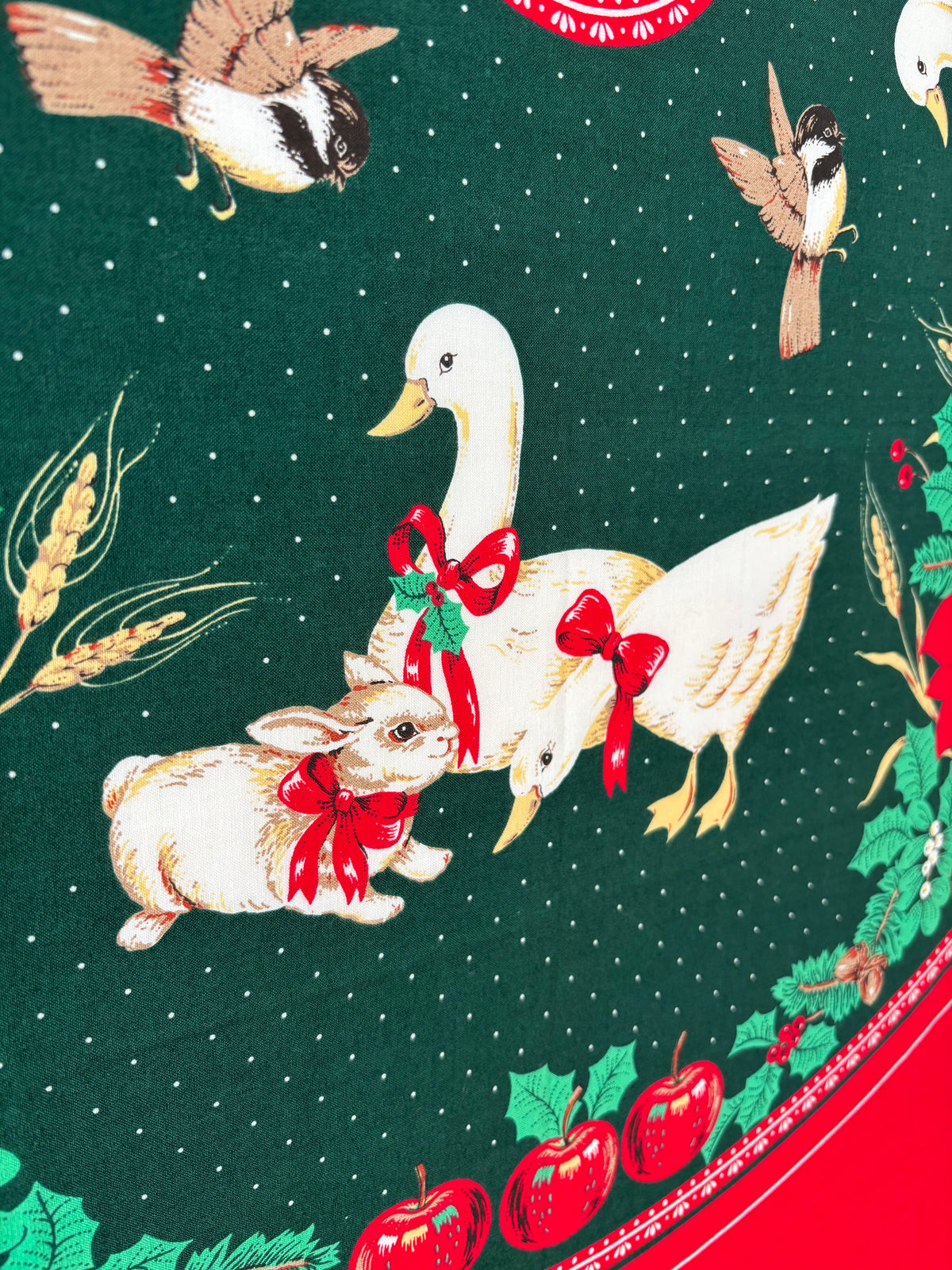 Restash #0125 - Panel - Vintage A Christmas Gathering Tree Skirt