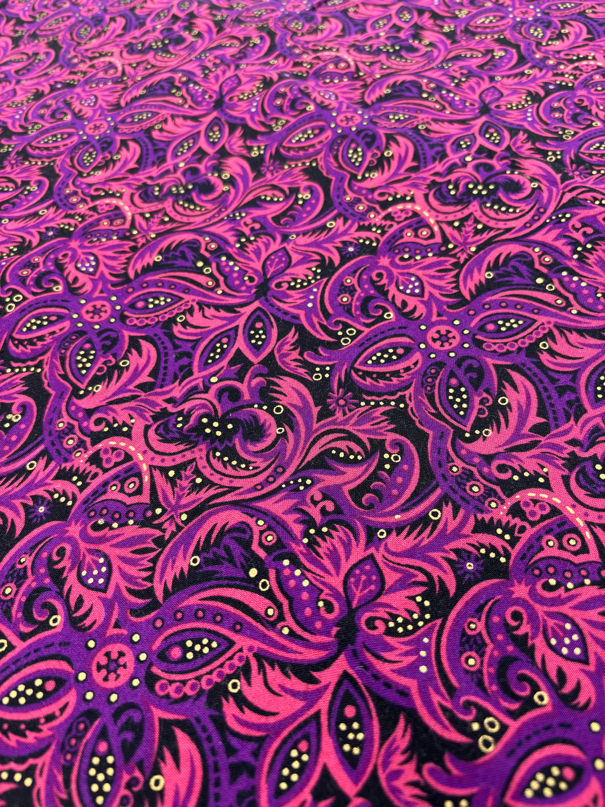 Restash #0024 - Quilting Cotton - 2.5 meters