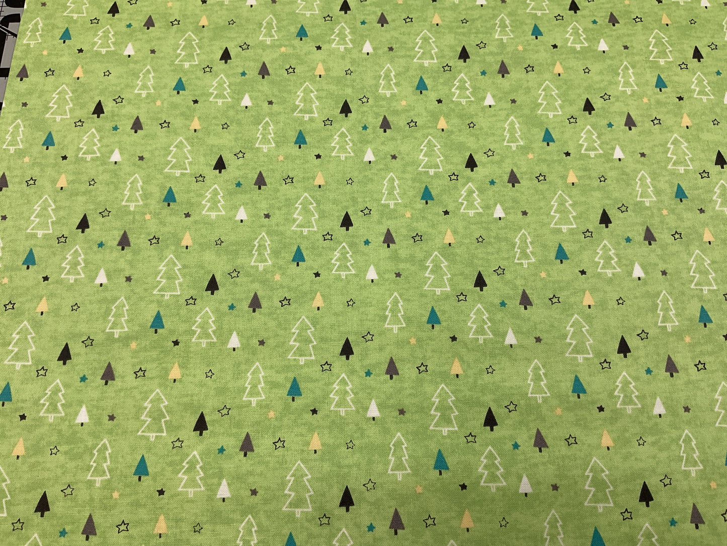 Polar Pals - trees on green