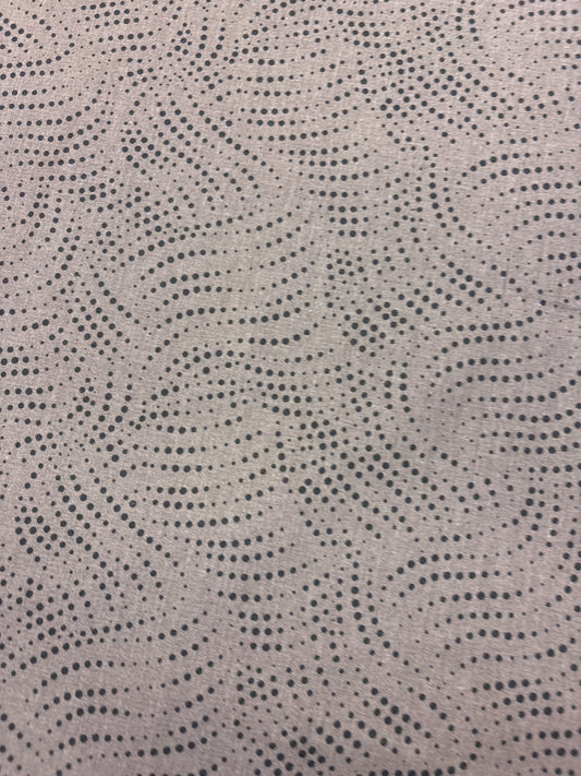 XOXO Wave Dots - Timeless Treasures - Mink